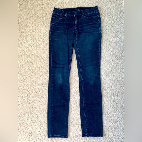 Ann Taylor the skinny modern fit jeans size 2 - Picture 2 of 3